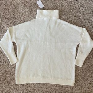 Chelsea and Theodore Mockneck Textured Sweater | Size Medium | NWT